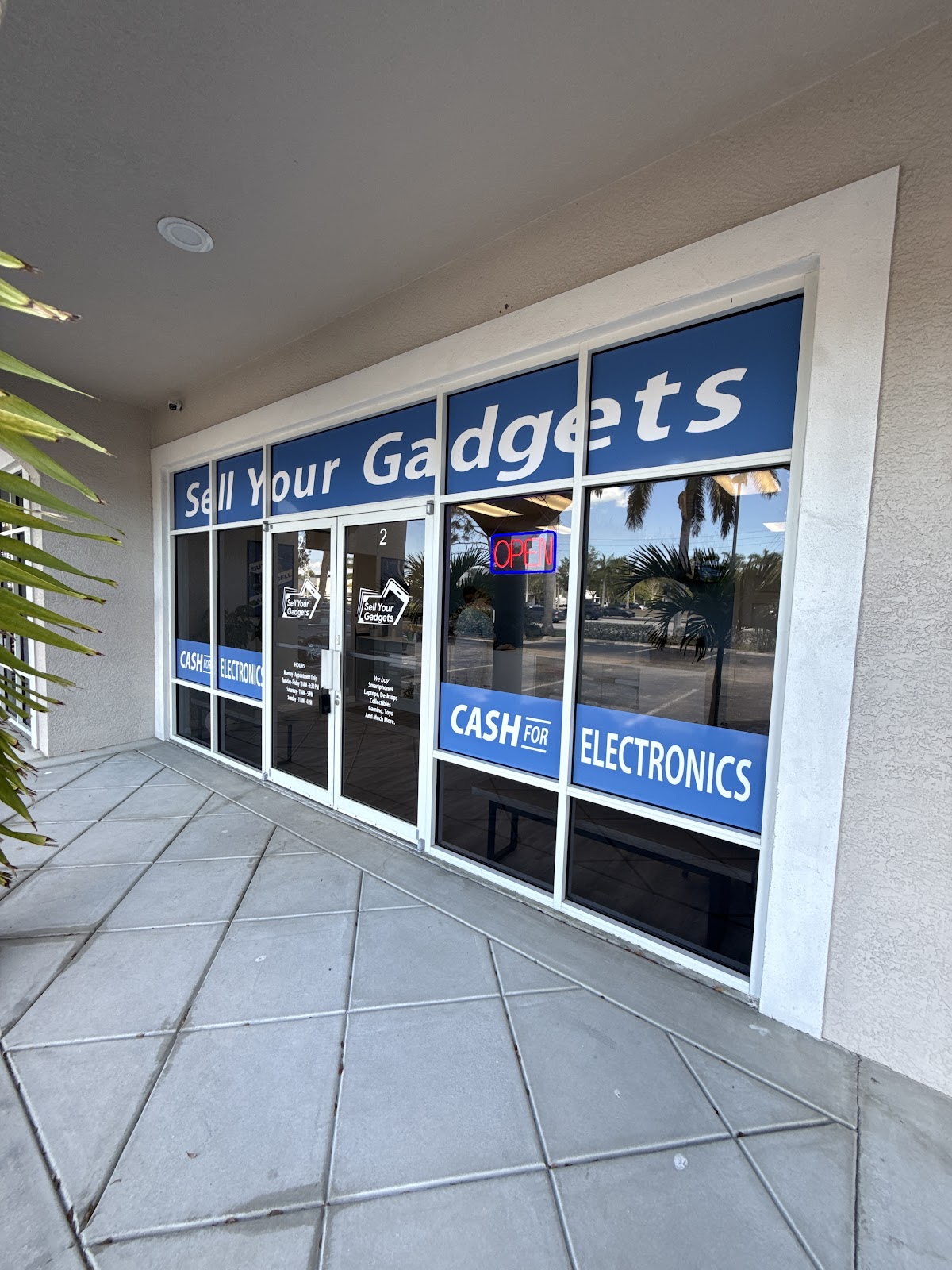 Sell Your Gadgets storefront in Naples, FL