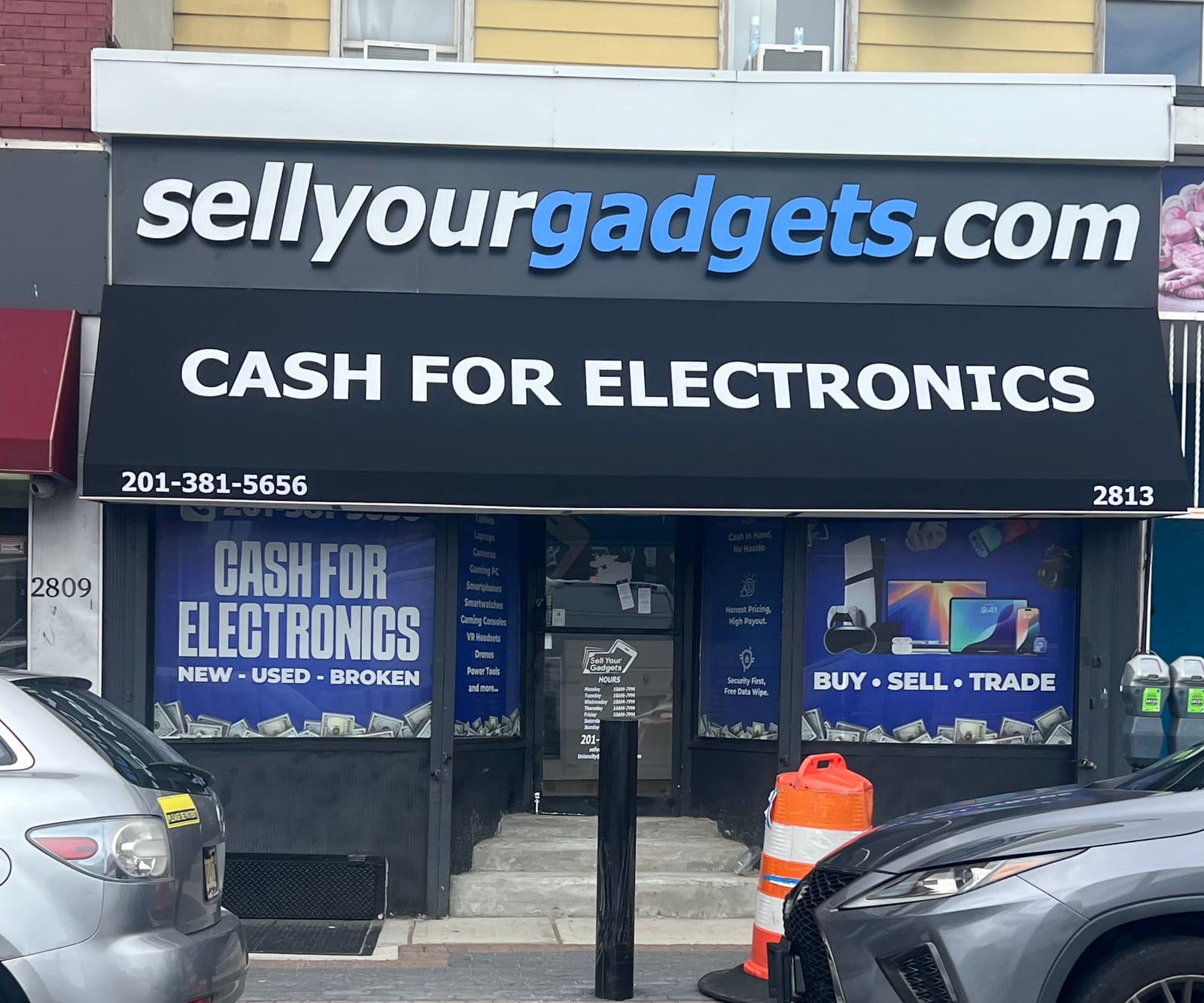 Sell Your Gadgets storefront in Union City, NJ